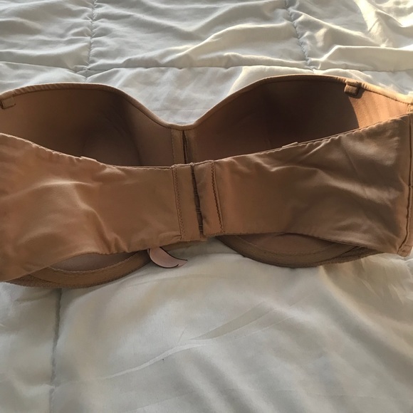 Lined, Strapless, Body by Victoria bra. - Picture 2 of 4